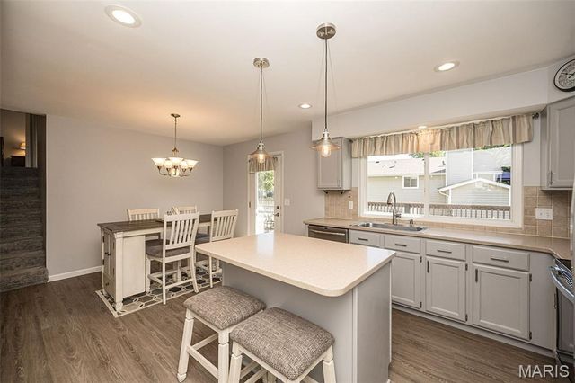 1716 Sun Drop Drive, St Charles, MO 63303