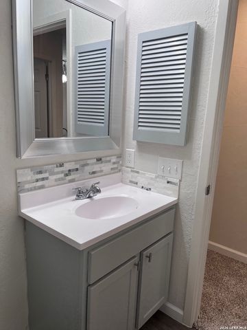 842 Saddlebrook, San Antonio, TX 78245