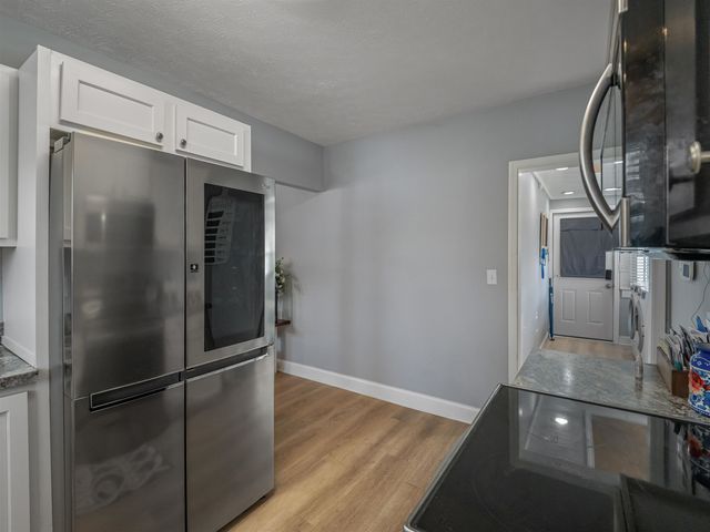 15026 US Rt. 60, Milton, WV 25541