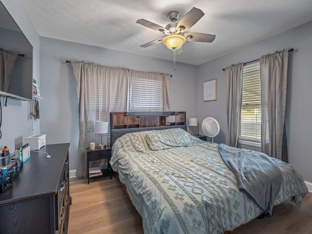 15026 US Rt. 60, Milton, WV 25541