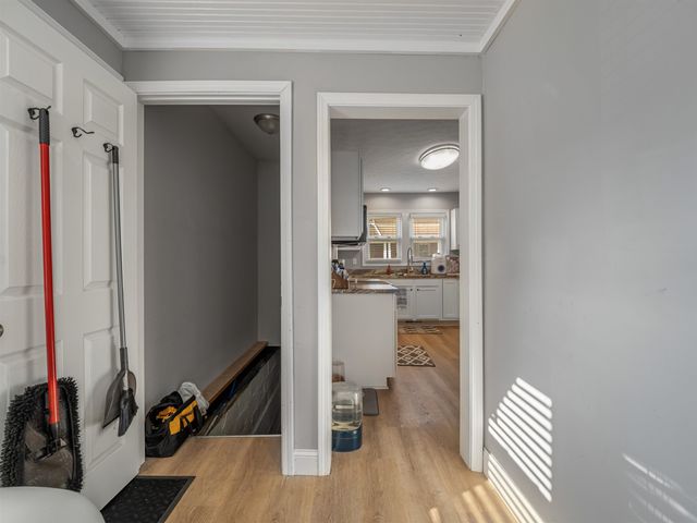 15026 US Rt. 60, Milton, WV 25541