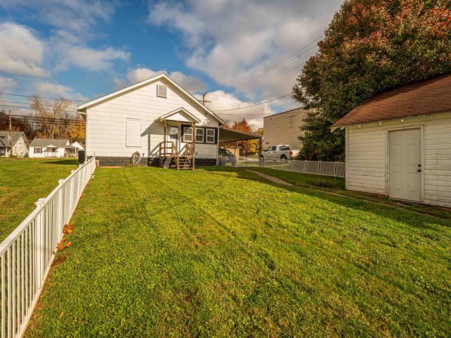 15026 US Rt. 60, Milton, WV 25541