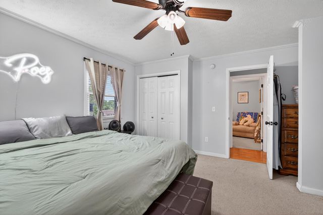 307 Castle Boulevard, Paris, KY 40361