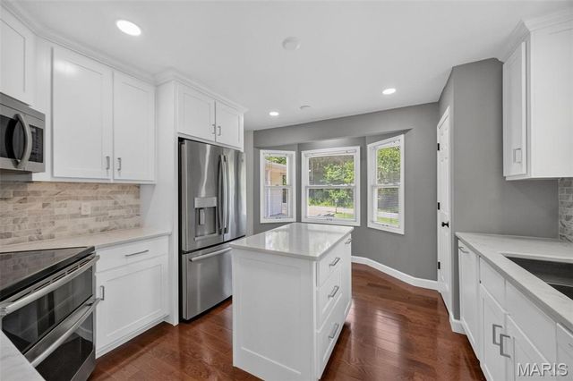 10304 Turkey Trail Drive, Hillsboro, MO 63050