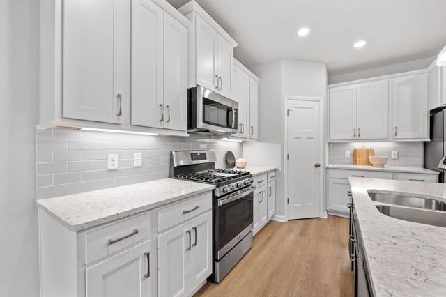 14366 Kingsview Lane N, Dayton, MN 55327