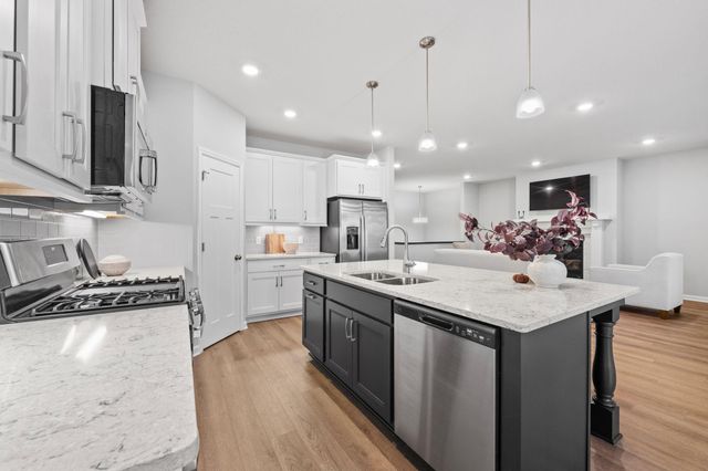 14366 Kingsview Lane N, Dayton, MN 55327