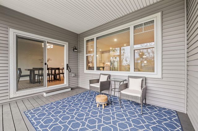 14366 Kingsview Lane N, Dayton, MN 55327