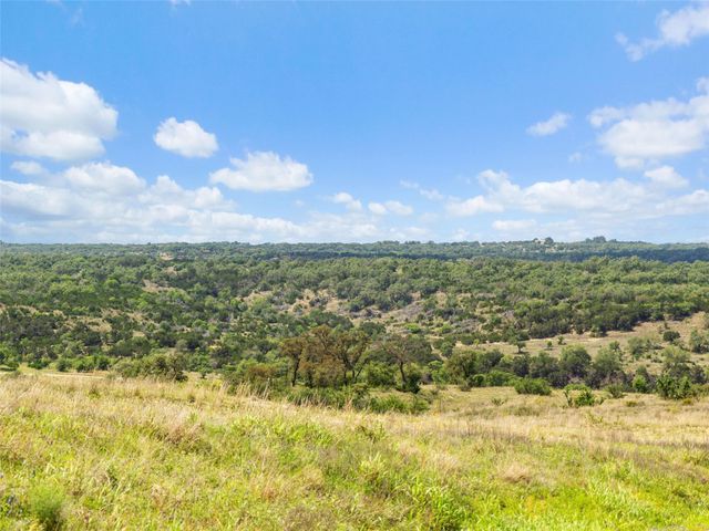 7418 Spiro TRL, Austin, TX 78738