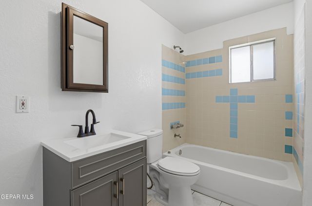 5825 KURITA Avenue, El Paso, TX 79905