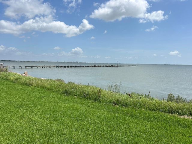 500 BLOCK Meadowlawn Avenue, La Porte, TX 77571