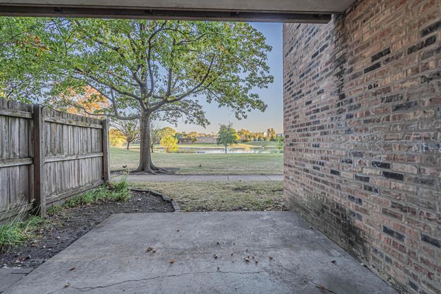 1919 Prairie Square 32, Schaumburg, IL 60173