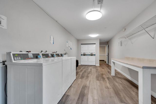 1919 Prairie Square 32, Schaumburg, IL 60173
