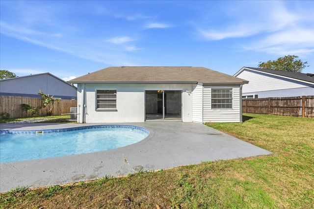 1313 COOLMONT DRIVE, Brandon, FL 33511