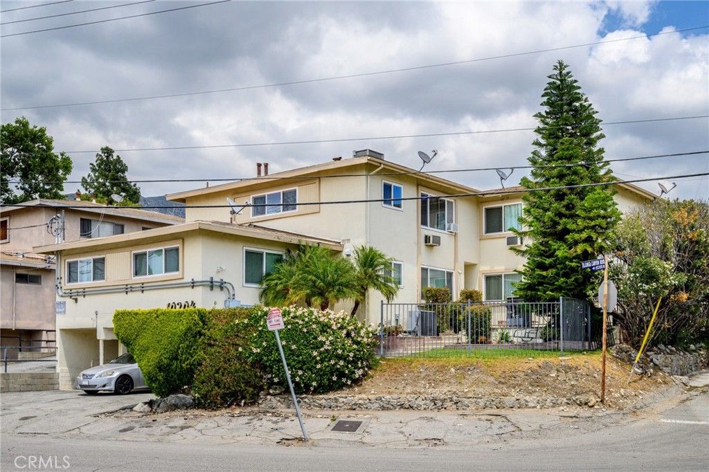 10204 Tujunga Canyon 2, Tujunga, CA 91042