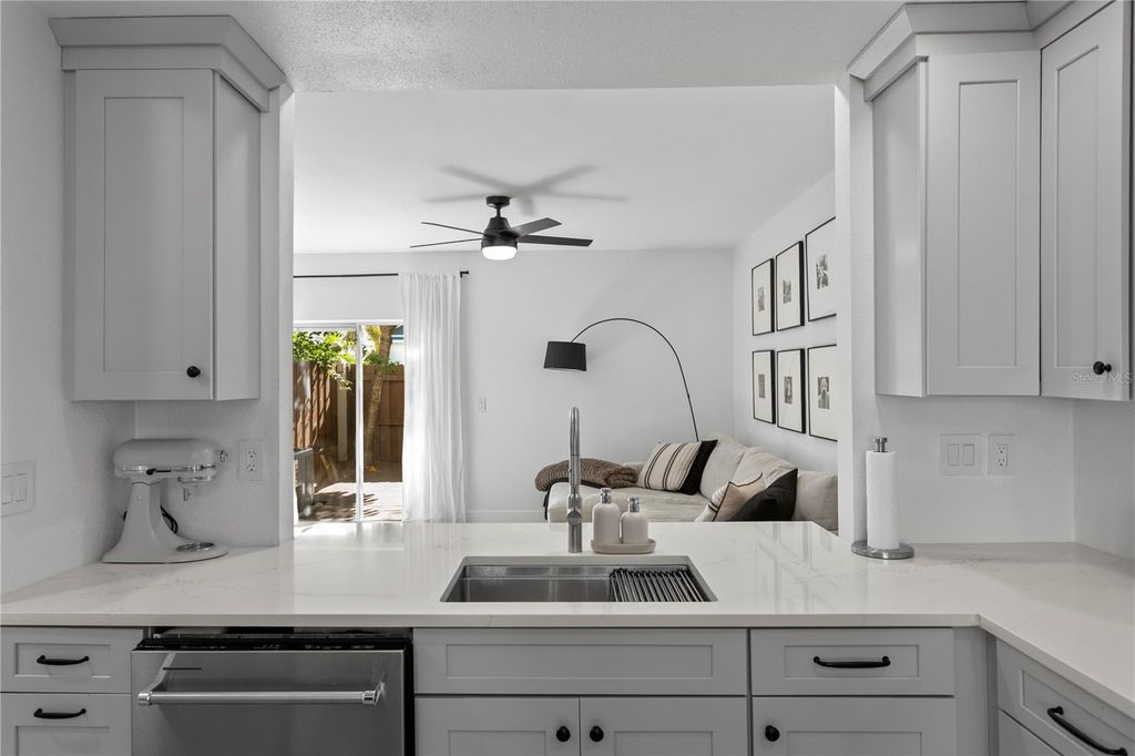 Image 7 of property listing at 409 S AUDUBON AVENUE 2, Tampa, FL 33609