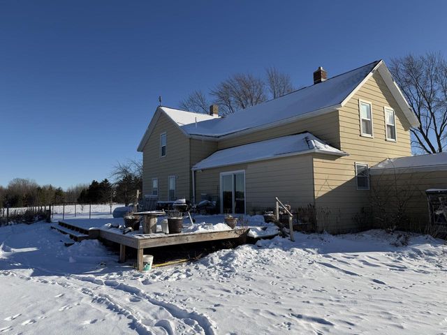 4215 Hill ROAD, Greenleaf, WI 54126