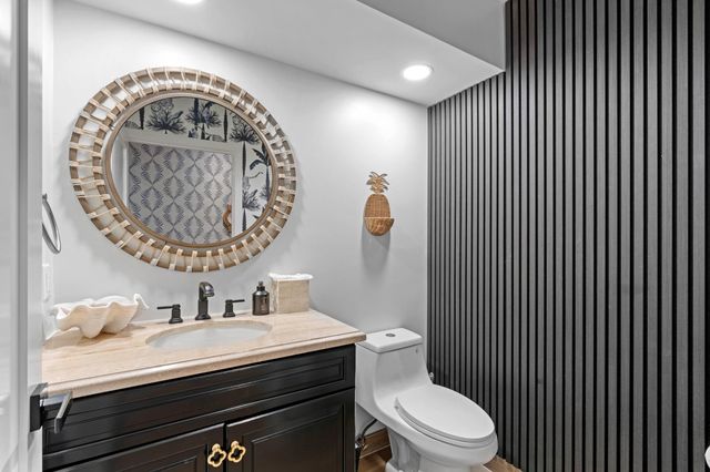 5552 N Ocean Boulevard 1a, Ocean Ridge, FL 33435