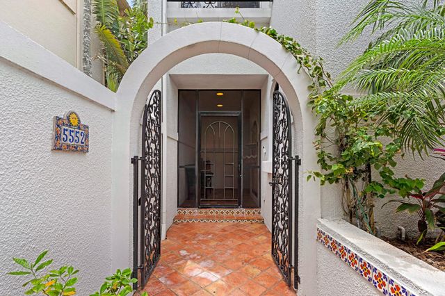 5552 N Ocean Boulevard 1a, Ocean Ridge, FL 33435