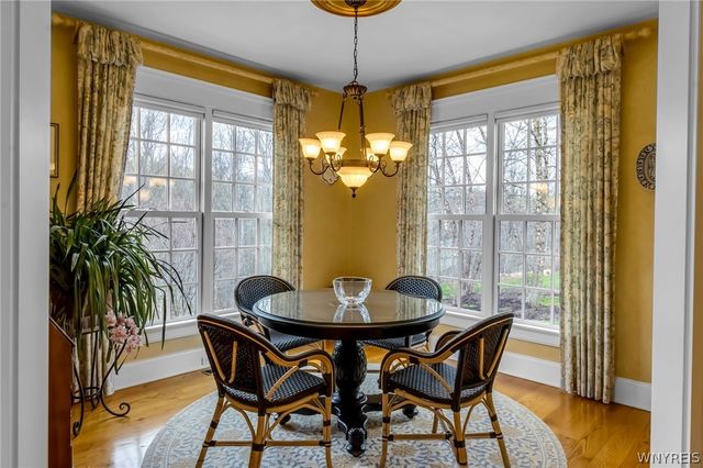 36 Birdsong Parkway, Orchard Park, NY 14127