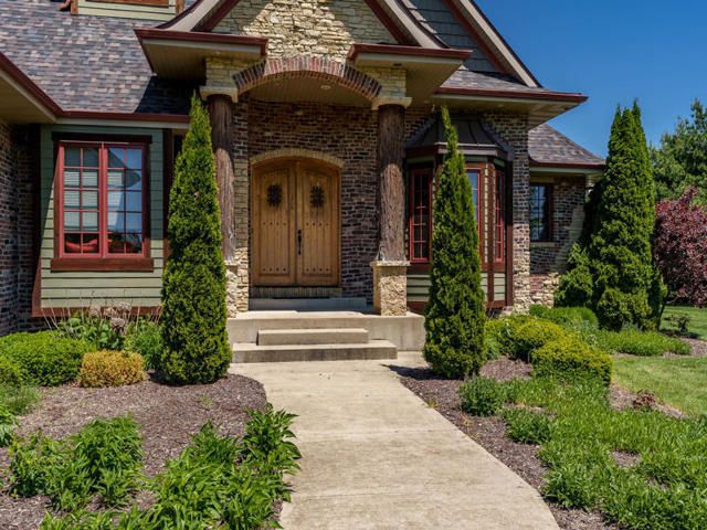 6871 Montague Road, Rockford, IL 61102