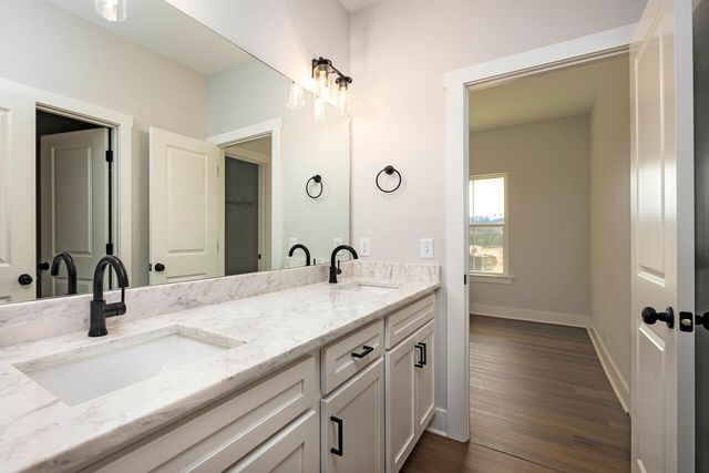 7974 N Lee Highway, Cleveland, TN 37312