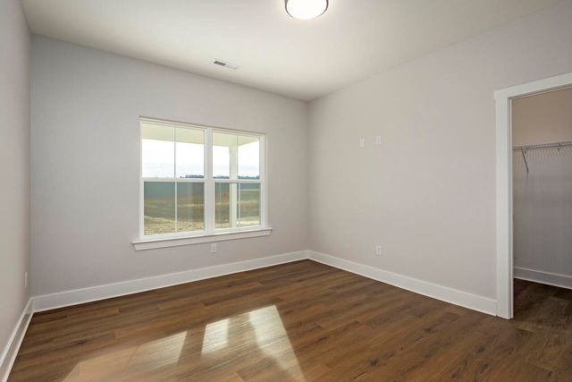 7974 N Lee Highway, Cleveland, TN 37312