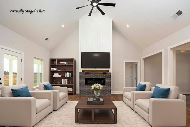 7974 N Lee Highway, Cleveland, TN 37312