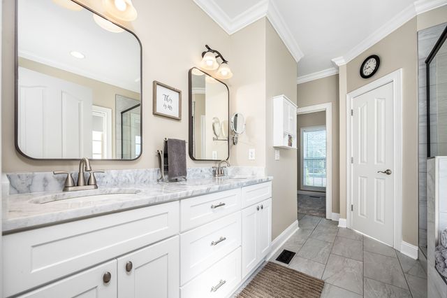 4232 Thoroughbred Ln, Murfreesboro, TN 37127