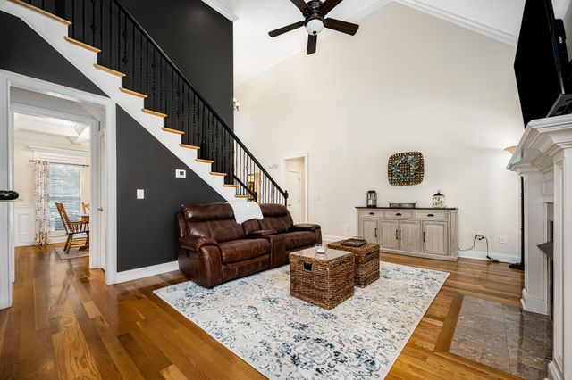 4232 Thoroughbred Ln, Murfreesboro, TN 37127
