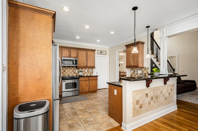 4232 Thoroughbred Ln, Murfreesboro, TN 37127