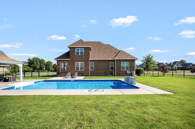 4232 Thoroughbred Ln, Murfreesboro, TN 37127