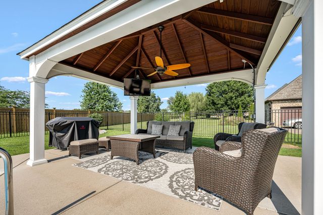 4232 Thoroughbred Ln, Murfreesboro, TN 37127