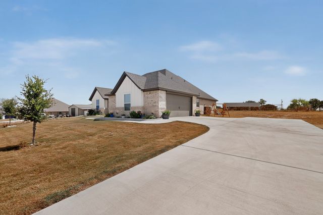 3151 Infinity Drive, Weatherford, TX 76087
