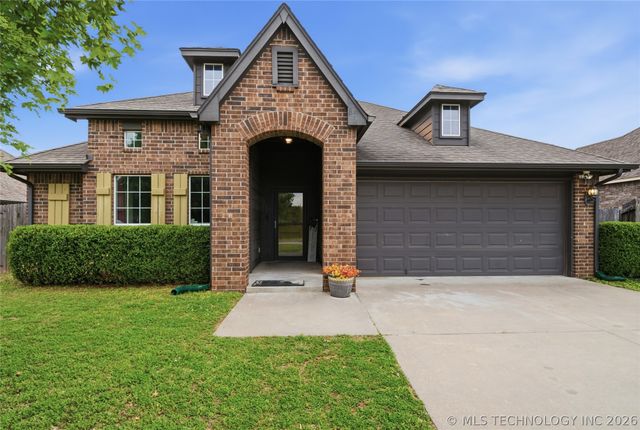 8852 E 138th Street S, Bixby, OK 74008