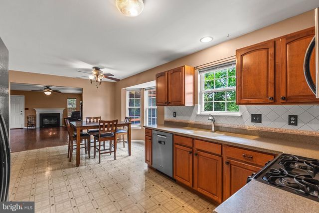 248 LANIE CT, York, PA 17402