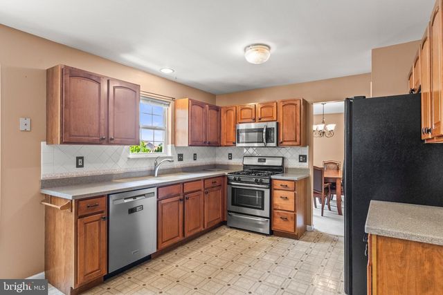 248 LANIE CT, York, PA 17402