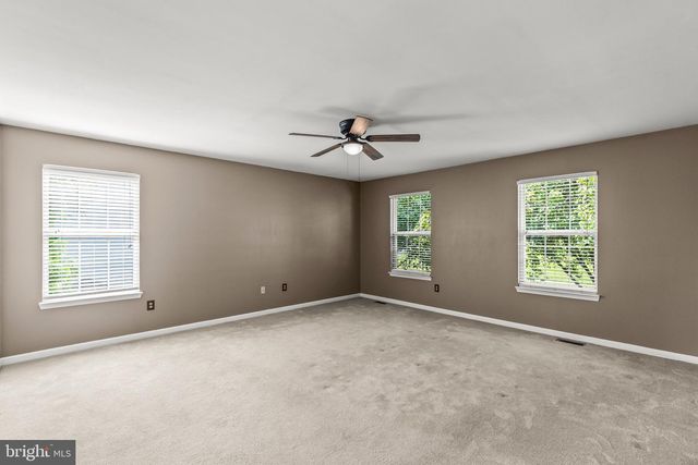 248 LANIE CT, York, PA 17402