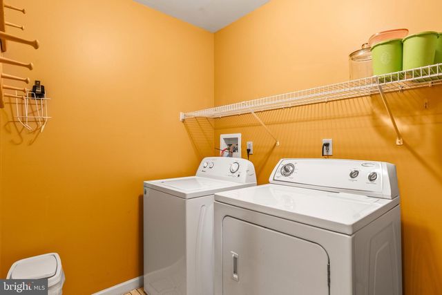 248 LANIE CT, York, PA 17402
