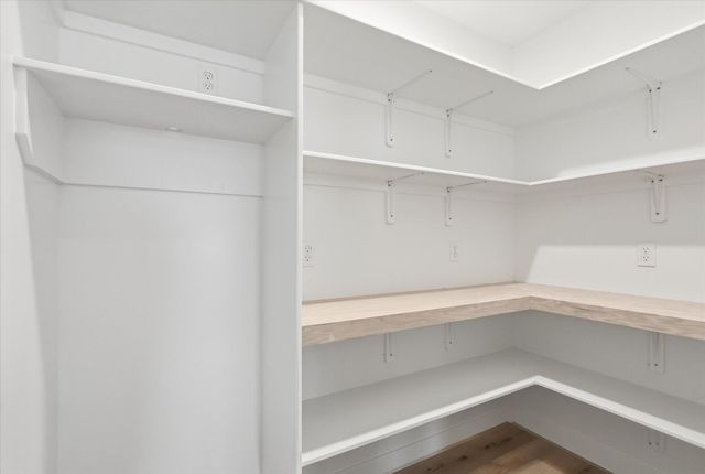 14591 WELLSTEAD DR, Hallsville, MO 65255