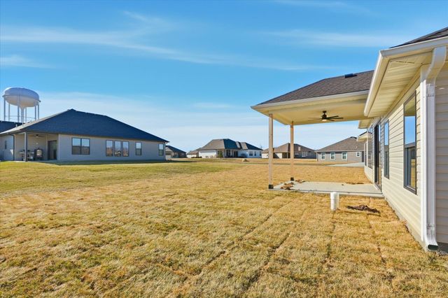 14591 WELLSTEAD DR, Hallsville, MO 65255