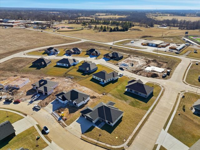 14591 WELLSTEAD DR, Hallsville, MO 65255