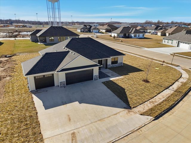 14591 WELLSTEAD DR, Hallsville, MO 65255