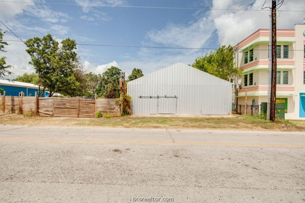 604 North Bryan Avenue, Bryan, TX 77803 — photo 4