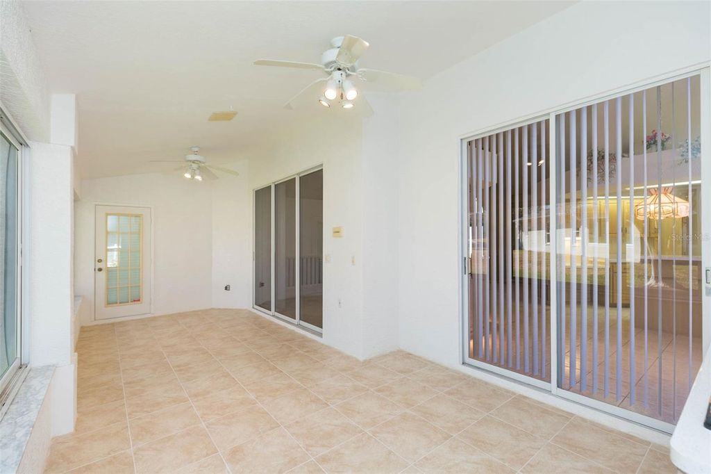 Image 37 of property listing at 8100 HIDDEN HILLS DRIVE, Spring Hill, FL 34606