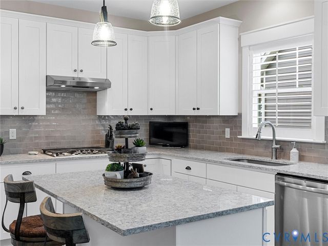 8461 Highmarker Ct, Chesterfield, VA 23832