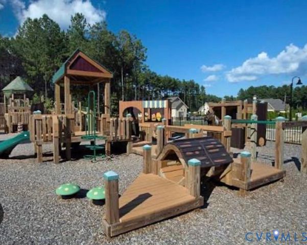 8461 Highmarker Ct, Chesterfield, VA 23832