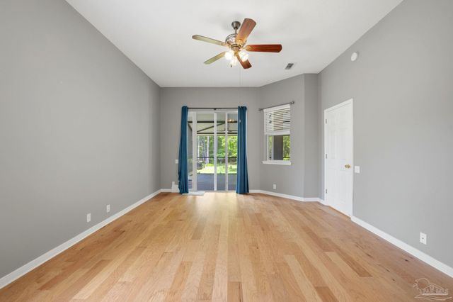 9552 Westgate Cir, Pensacola, FL 32507