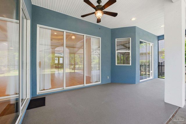 9552 Westgate Cir, Pensacola, FL 32507