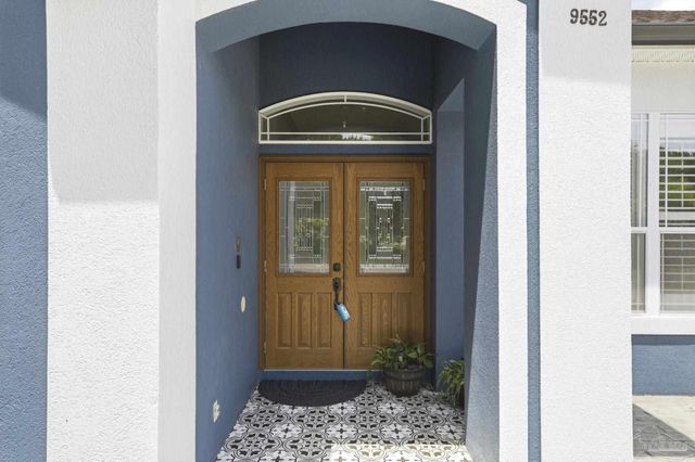 9552 Westgate Cir, Pensacola, FL 32507