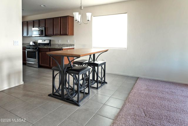 1166 W Caminito Mio, Sahuarita, AZ 85629